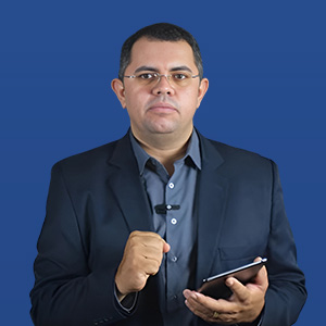 Pr. Francisco Carvalho